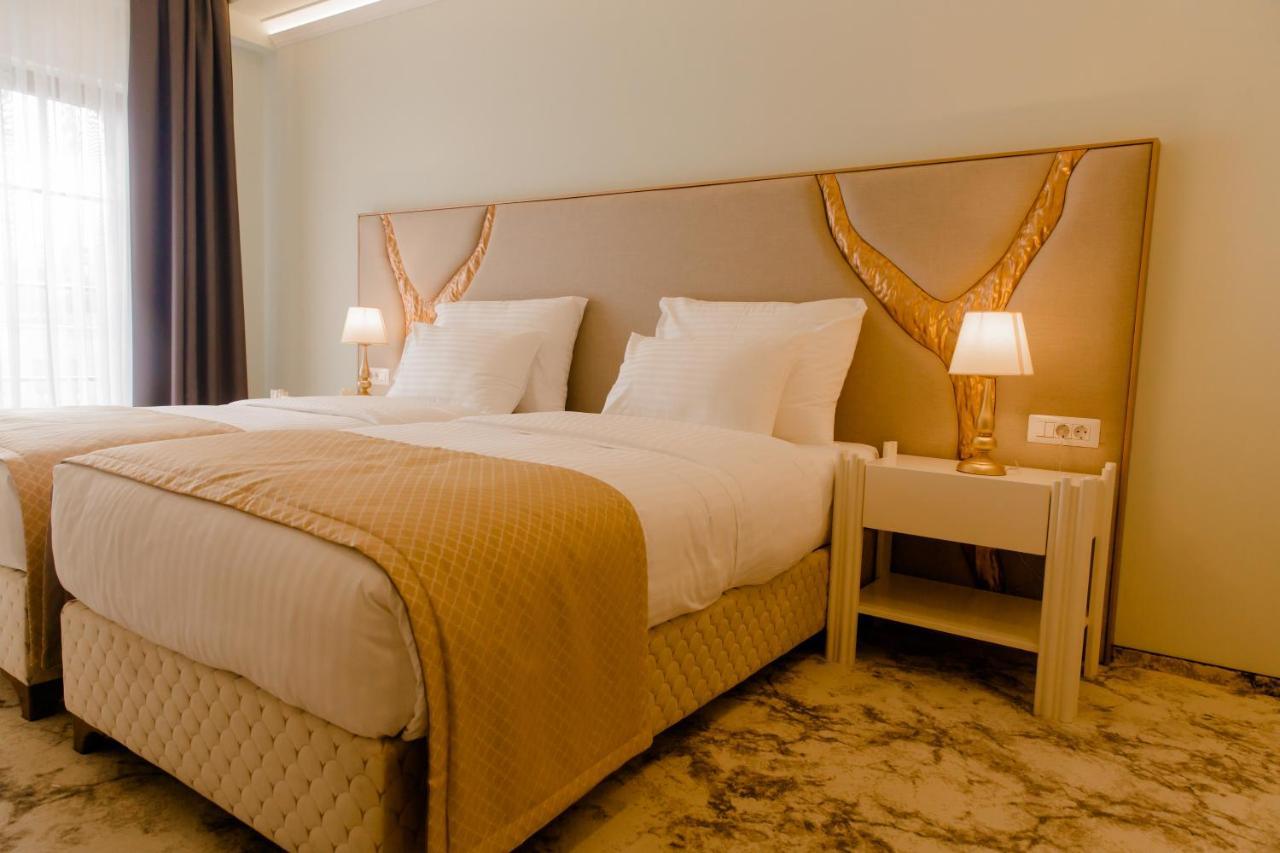 Muller Hotel Boutique & Spa กาลาจิ ภายนอก รูปภาพ