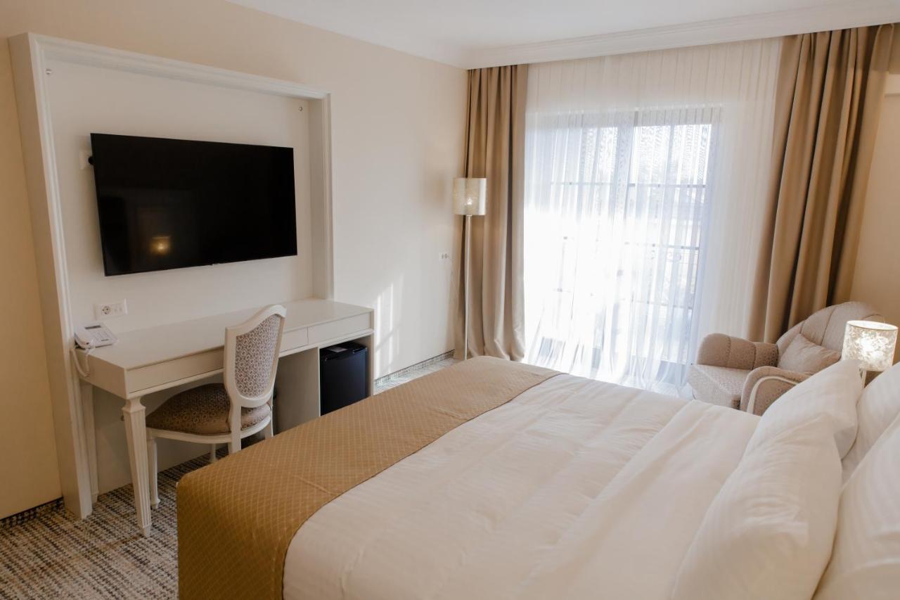 Muller Hotel Boutique & Spa กาลาจิ ภายนอก รูปภาพ