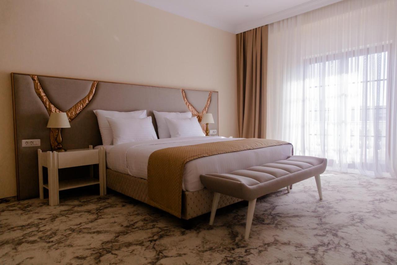 Muller Hotel Boutique & Spa กาลาจิ ภายนอก รูปภาพ